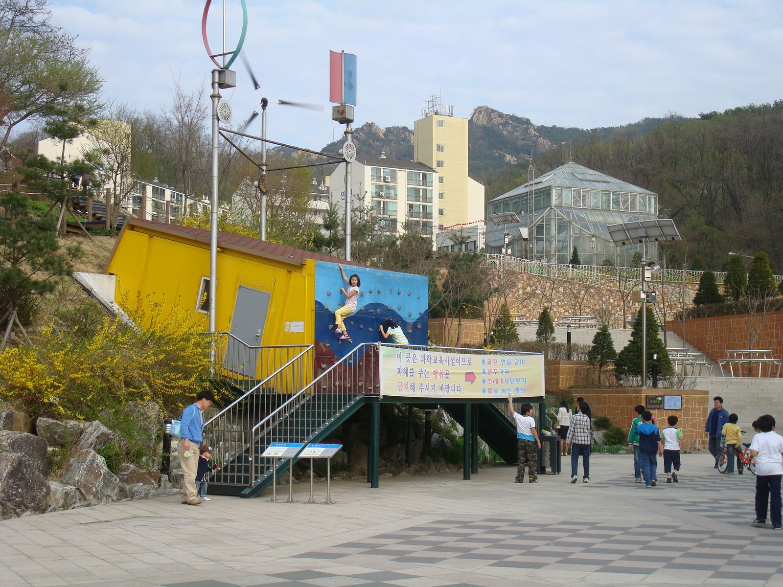 [DSC03400.JPG]