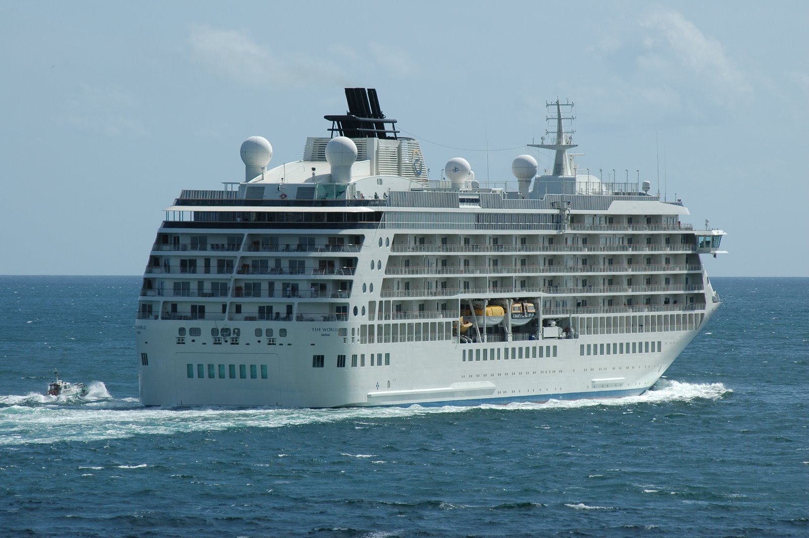 [THE+WORLD+2007-04-30+074.jpg]