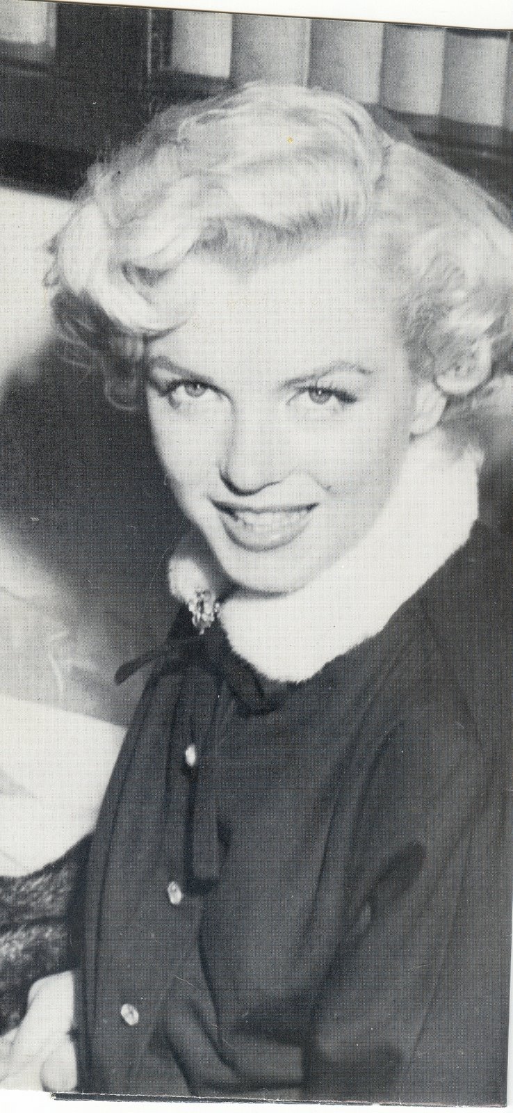 [marlyinmonreee.jpg]