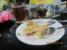 Martabak, Teh, dan Kopi Aceh