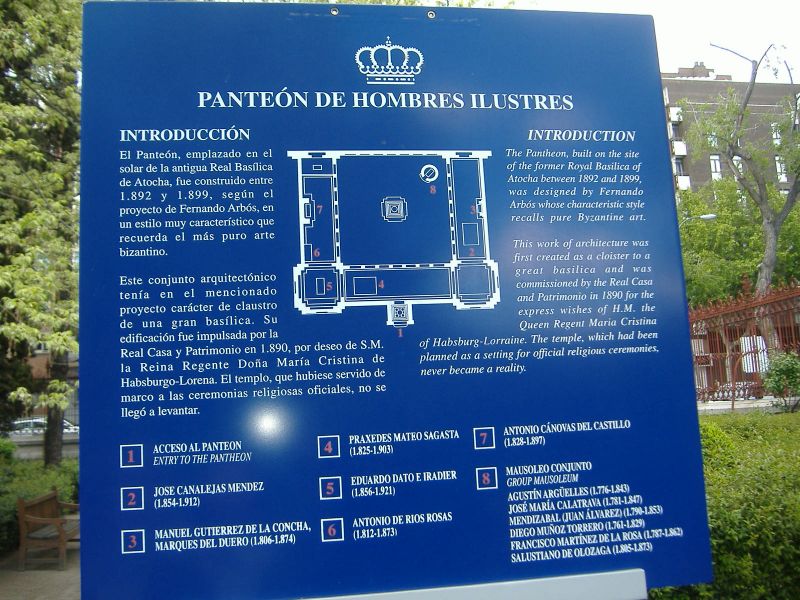 [39_PanteonHombresIlustres.jpg]
