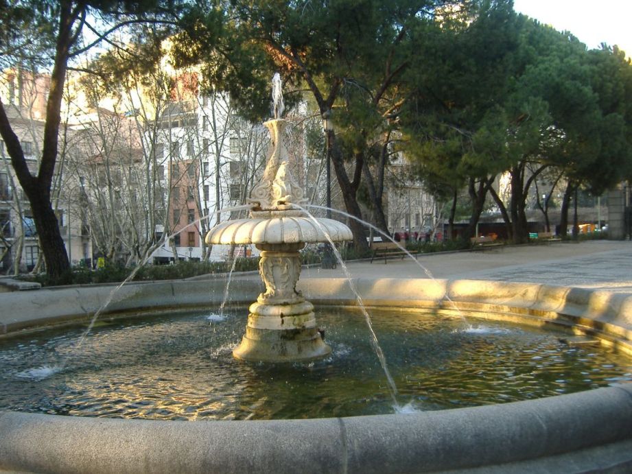 [JardinesSabatini_04.jpg]