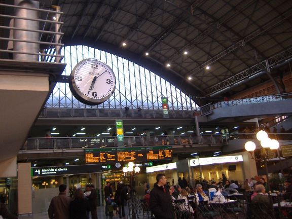 [EstacionesFerrocarril_09.jpg]