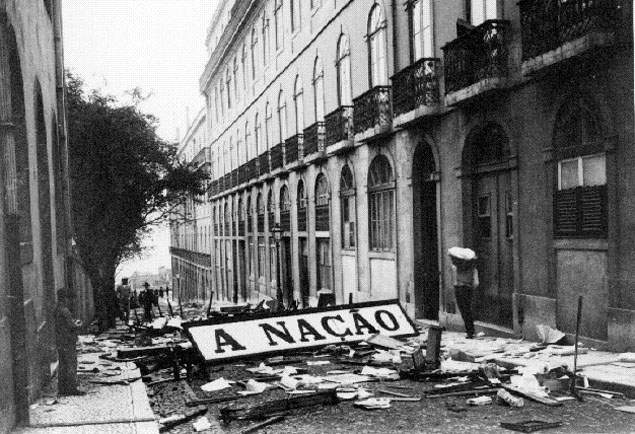 [Assalto_A_Nacao.jpg]