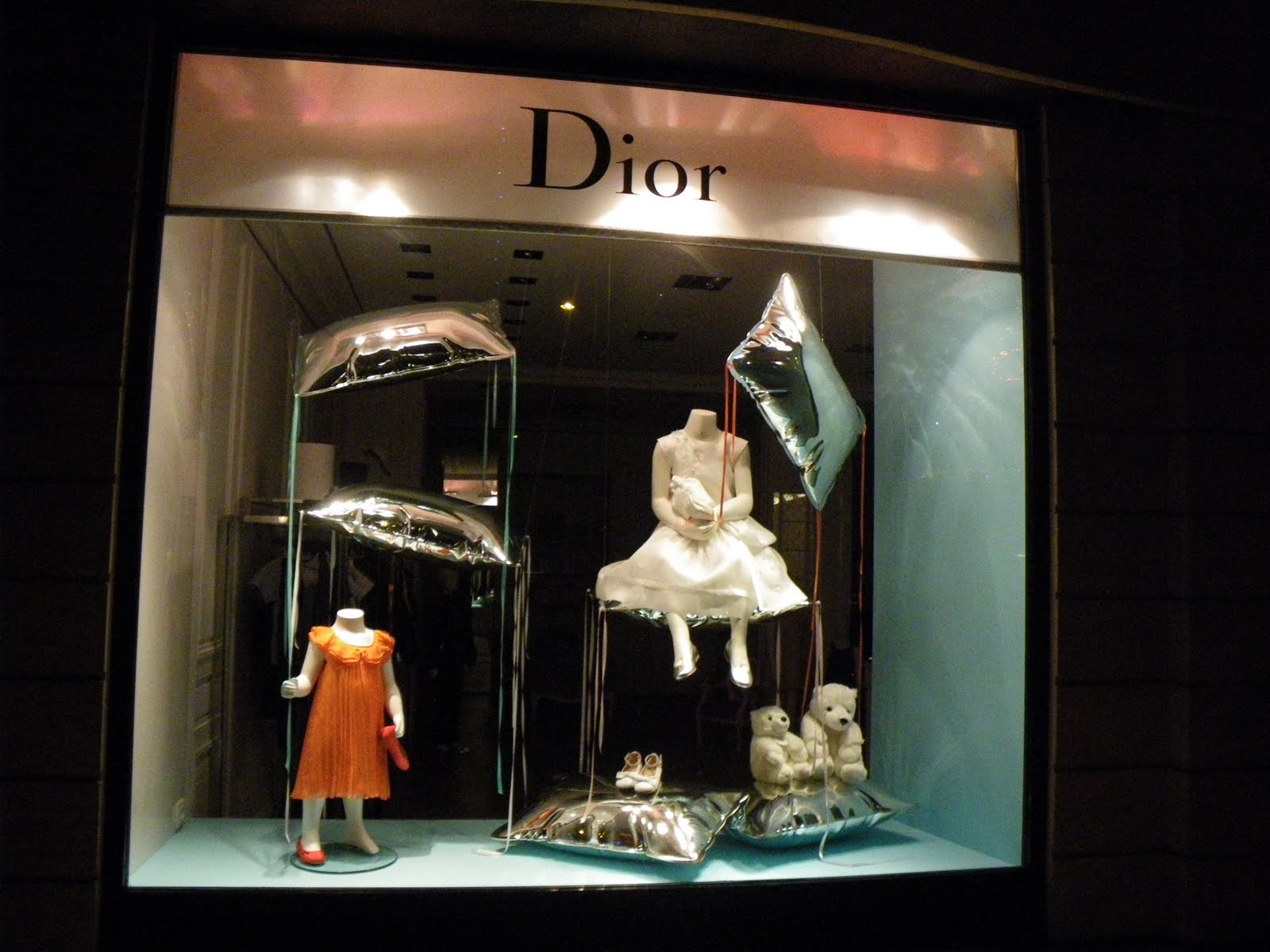 Vitrine de mode: Baby Dior