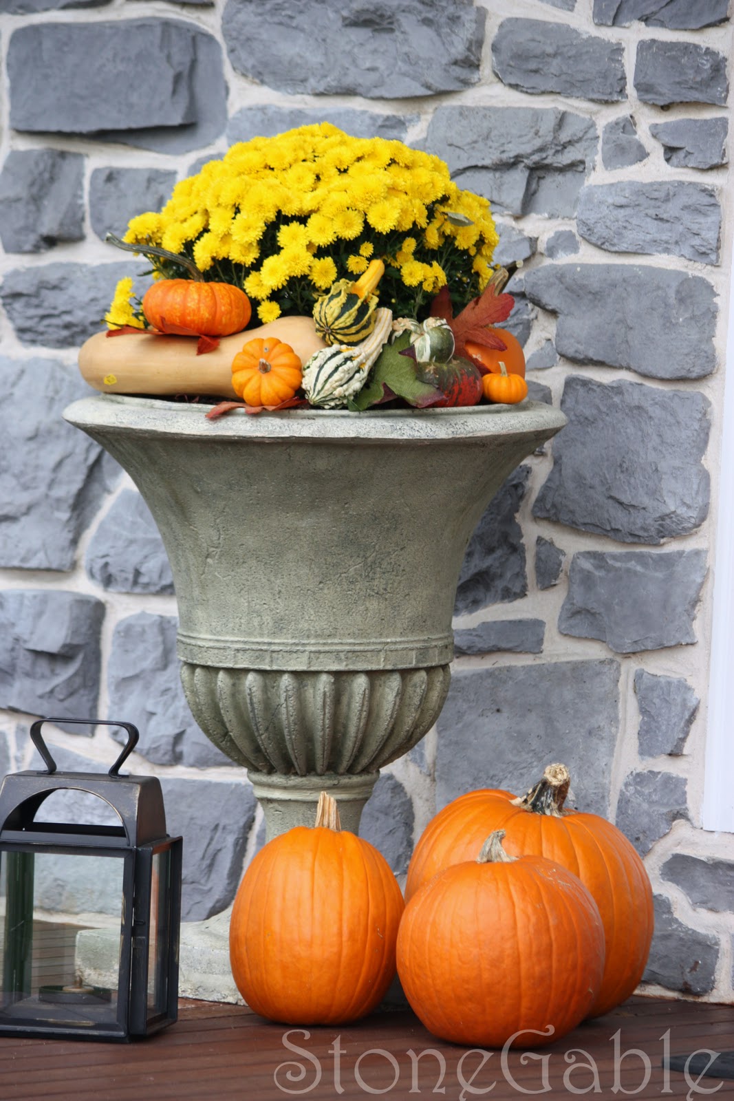 Outdoor Fall Decor - StoneGable