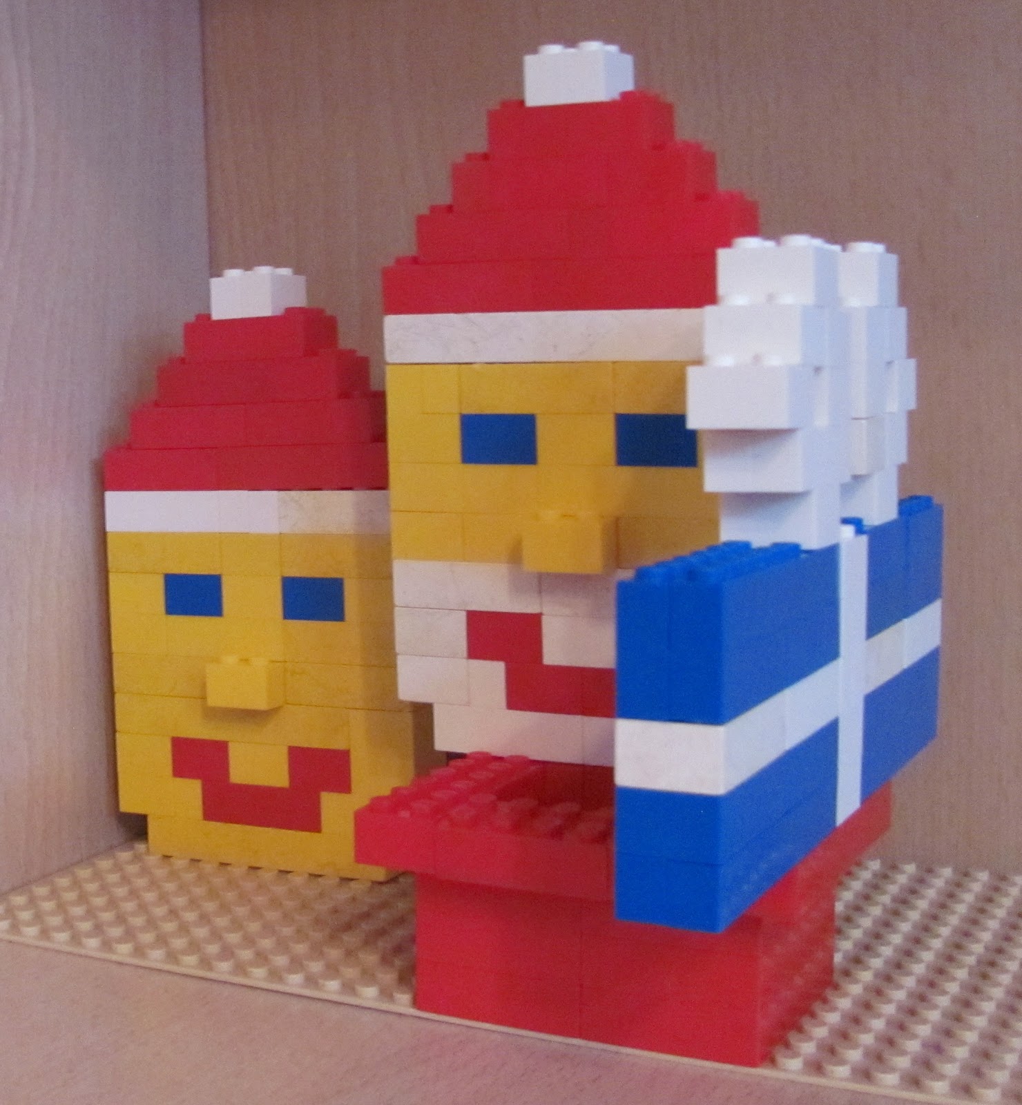 South of France, with Kids: Lego Christmas Joy, Part 2