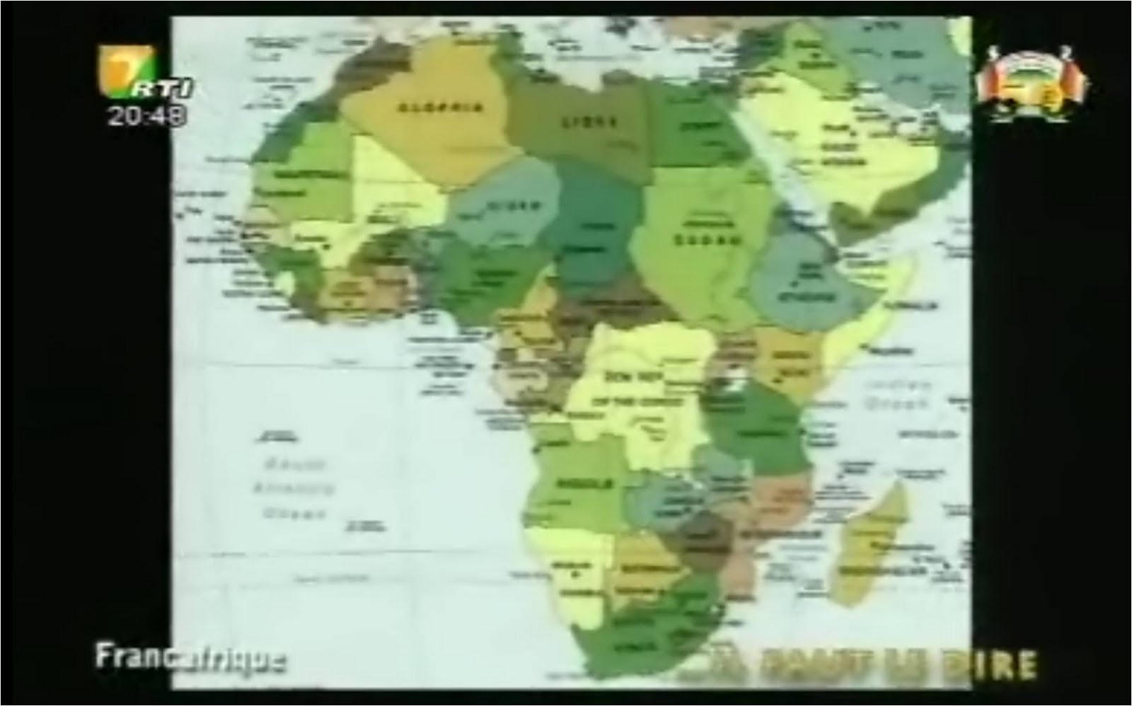 Карта африки со странами. К африке ближе всего находится европа. Найроби на карте африки. Карта африканского континента со странами. Карта африки.