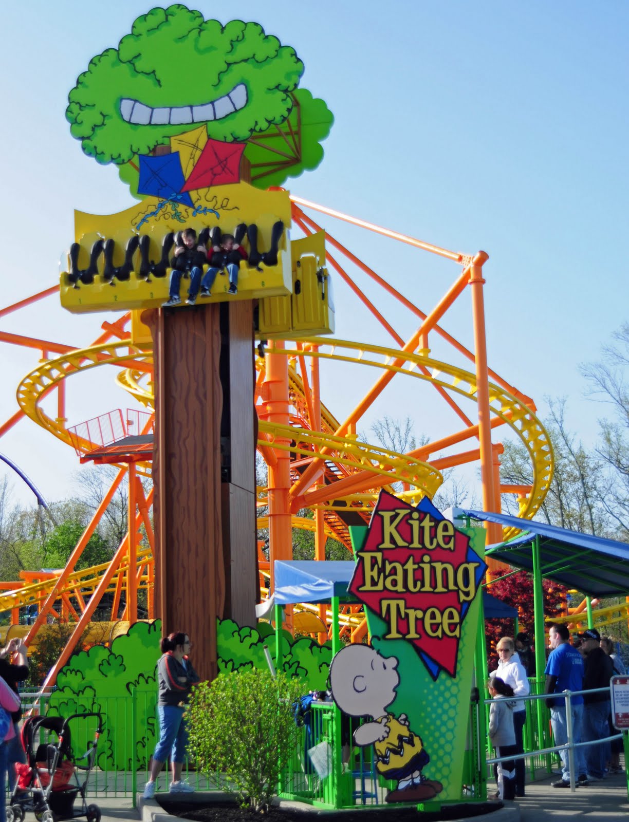NewsPlusNotes Scott And Carol Present It's Time For Peanuts at Kings