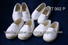 Sepatu Polos Anak