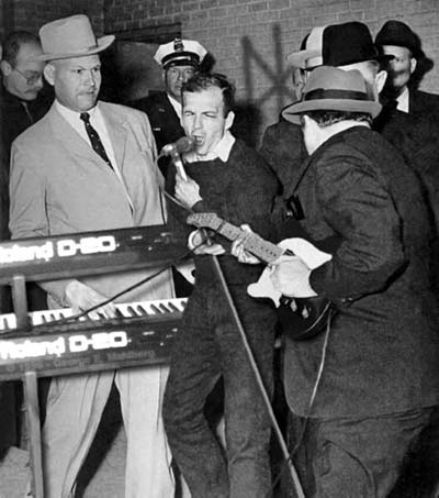 [oswald-band.jpg]