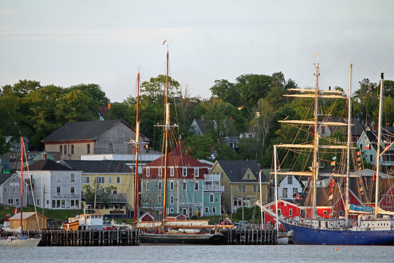 [bluenose+and+concordia+in+lunenburg.jpg]