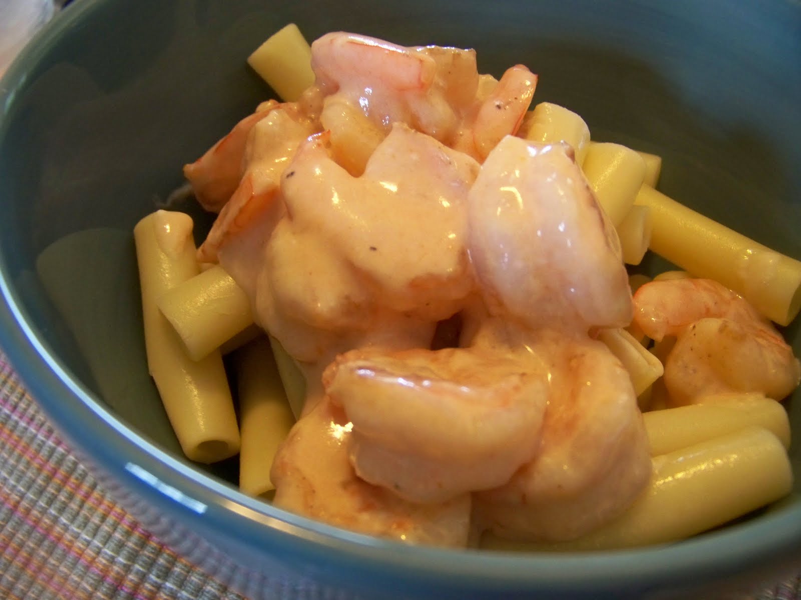 Shosh's yummy food...: Shrimp in Tomato Cream Sauce