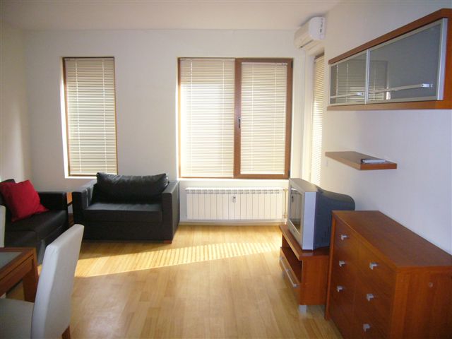 [P1030752.JPG]