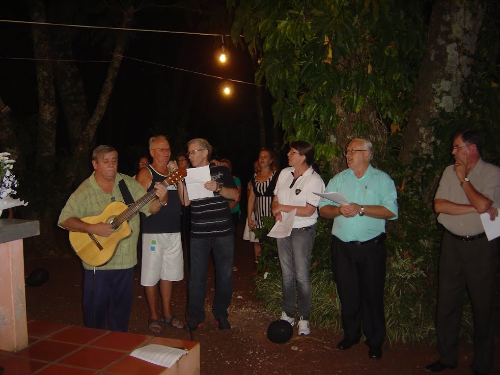 Caubi e Ivan - cantaram/tocaram Balada nº 7 e o hino do Botafogo. acompanhados pelo autor Arduino