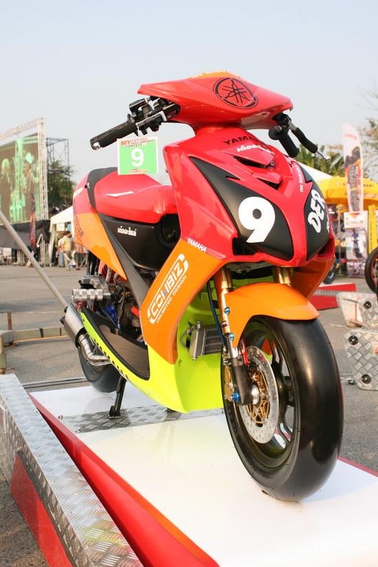 SCOOTER-matic Community: Kontestan Nomer 9 Modifikasi Yamaha Mio Racing