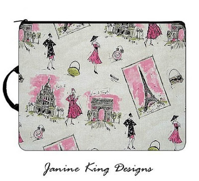 Pink Laptop Sleeve: Tres Chic for 13 inch Apple MacBook