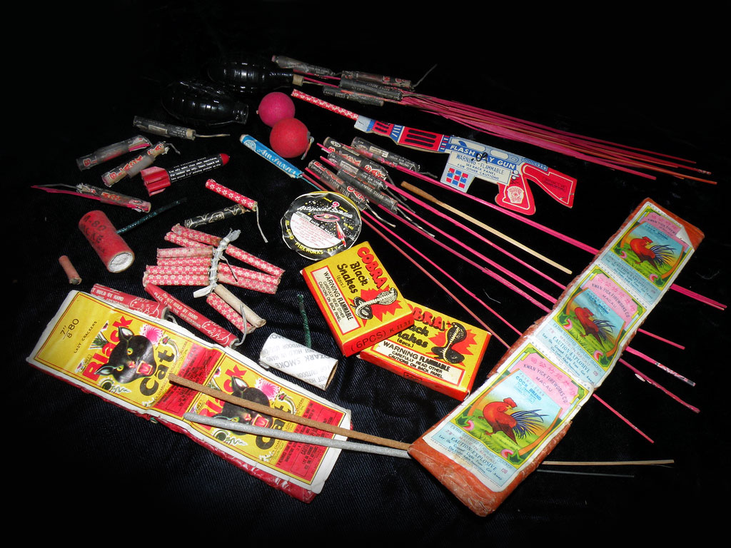 Atomic Living living the 1950's future, today The First of July