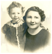 Sara with her mother Bertha