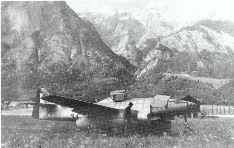 [Me_262_W_Nr_111712_L.jpg]