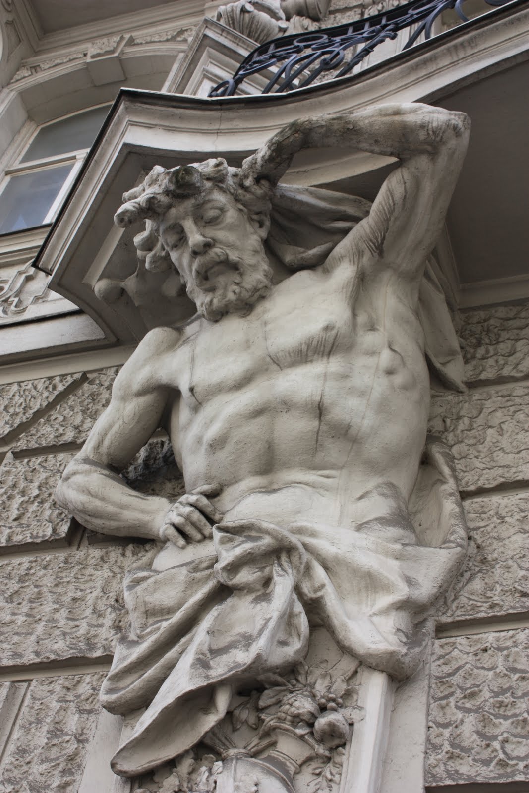 Viennanotes: Statues, and where they go to die