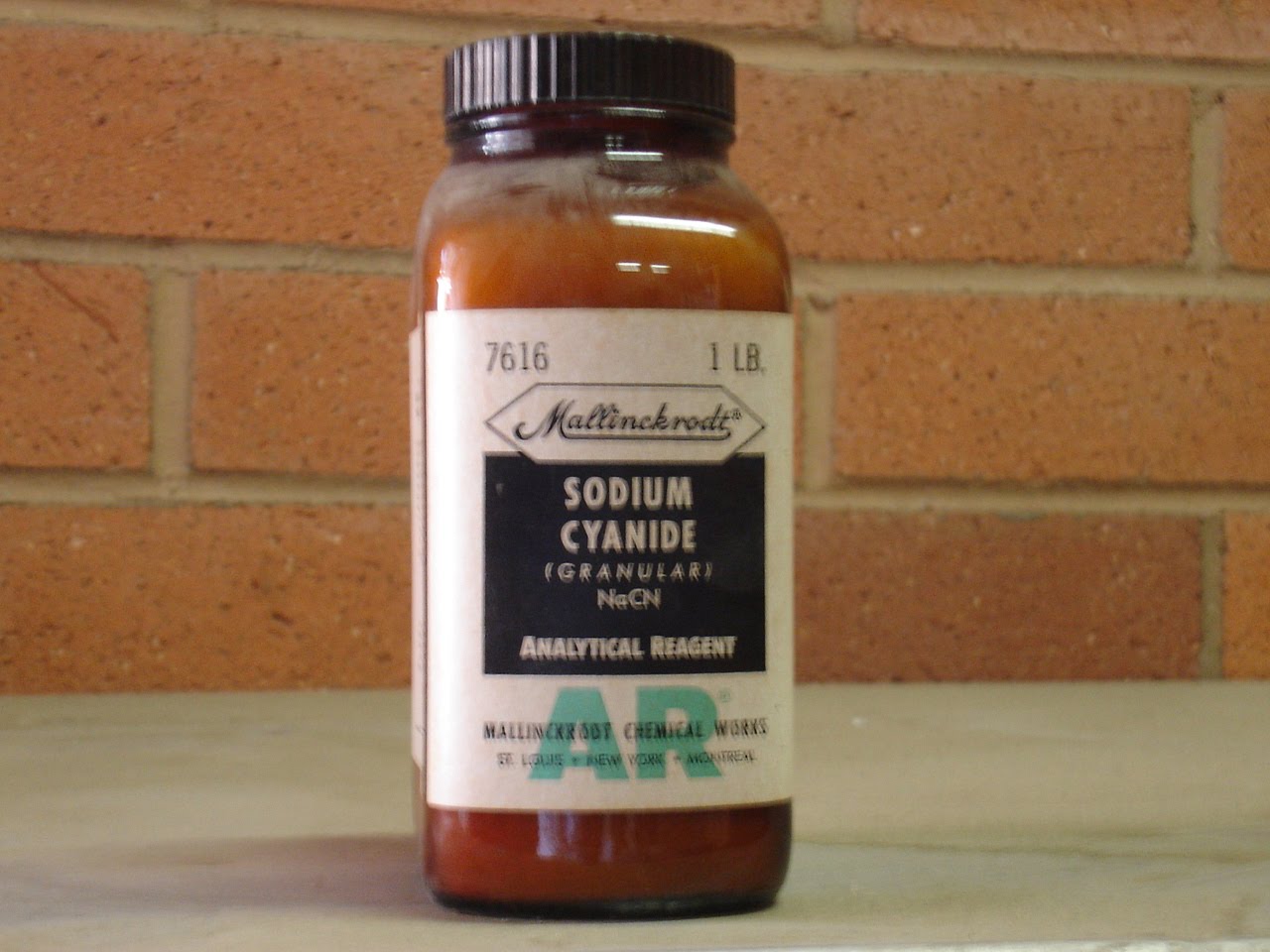 neutralizing-potassium-cyanide-buy-potassium-cyanide-suicide-what