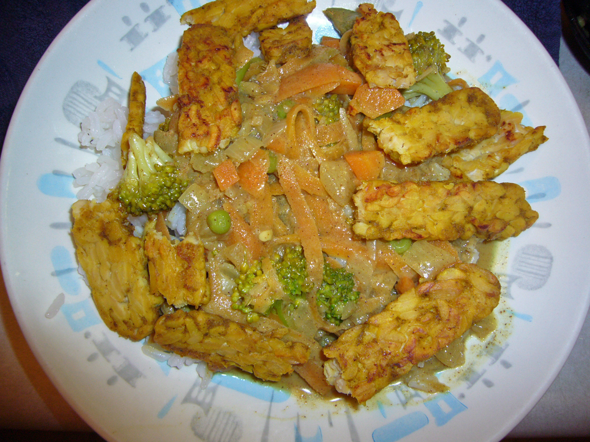 (vegan) (kitchen) (nuggets) Tempeh Coconut Curry