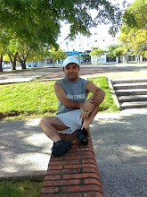 YO SOY UN LOCO QUE SE DIO CUENTA QUE EL TIEMPO ES MUY POCO