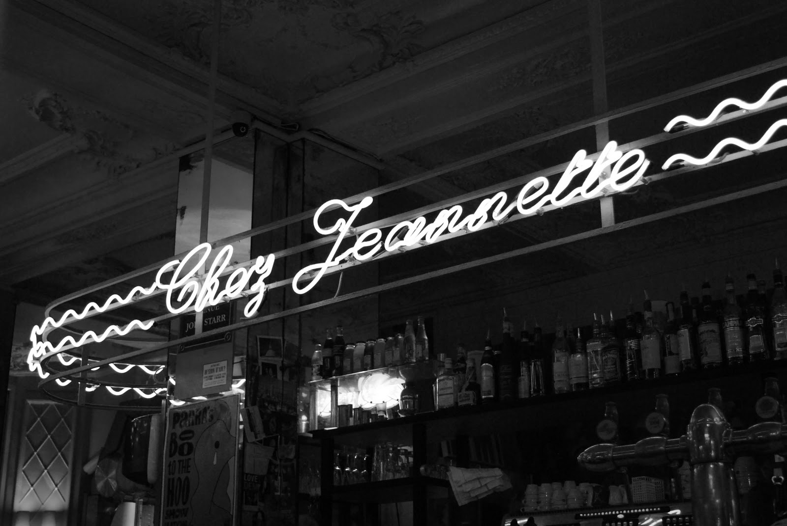 Chez Jeannette Pub-Restaurant (Gastronomie Française) // 47 Rue du - Chez Jeannette Rue Du Faubourg Saint Denis Paris