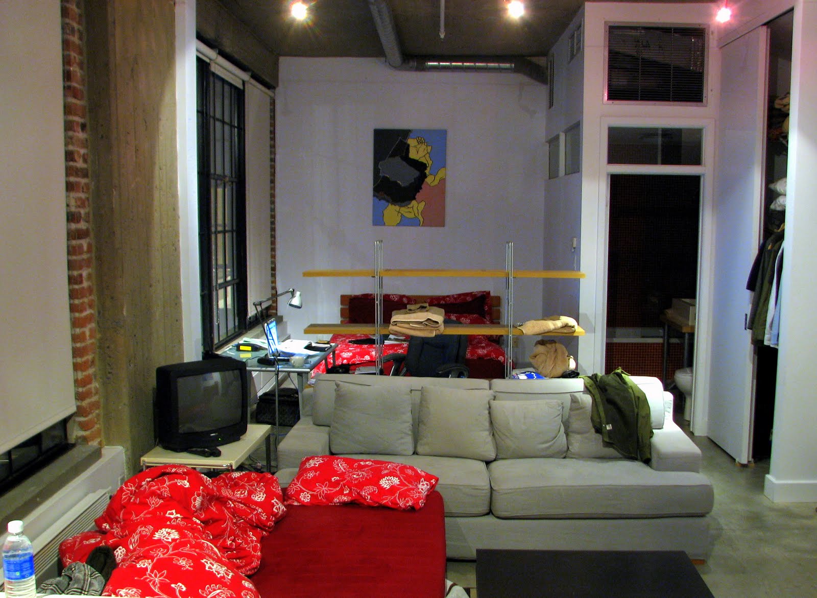 [montreal+loft.JPG]