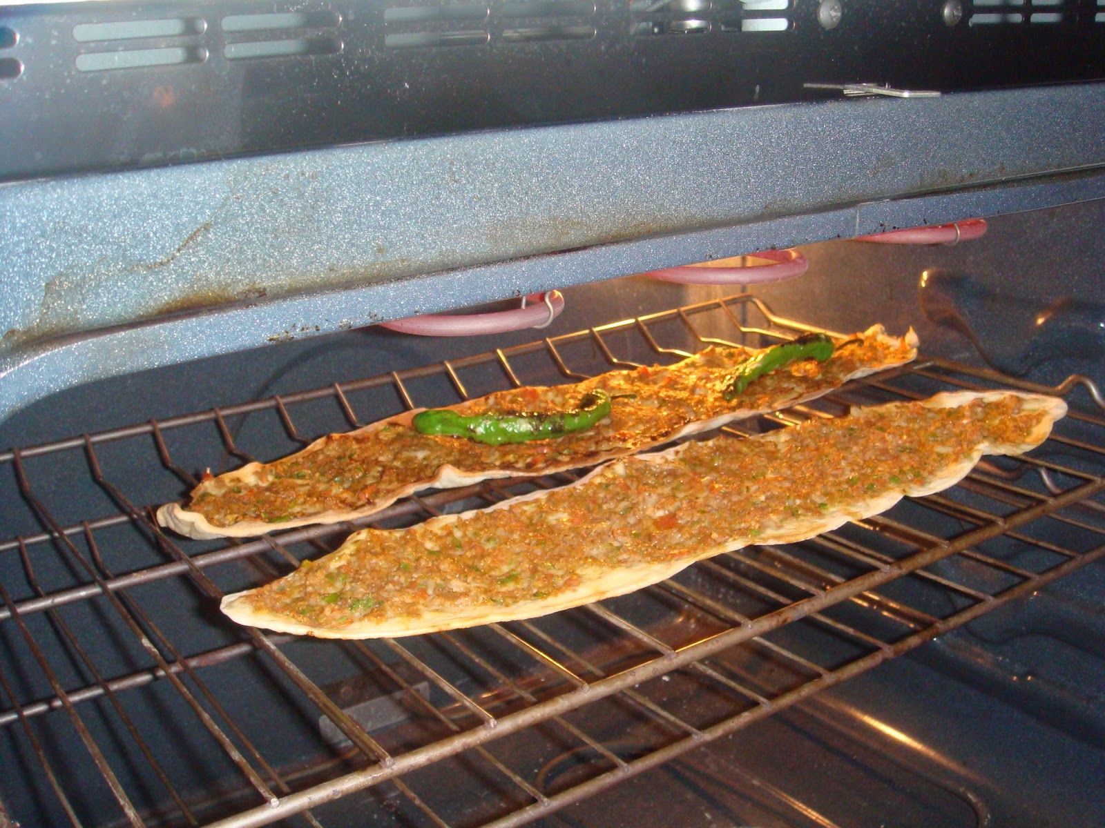 Ben ve Mutfagim Etli Ekmek