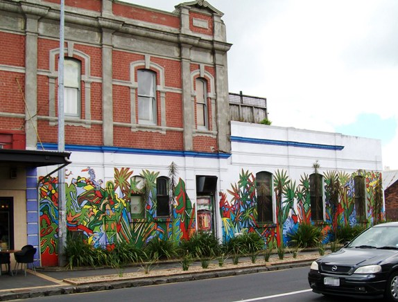 [Eden+mural+01.JPG]