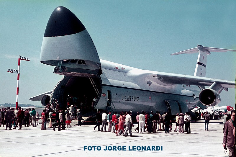 23.Lockheed+C-5A+Galaxy.jpg