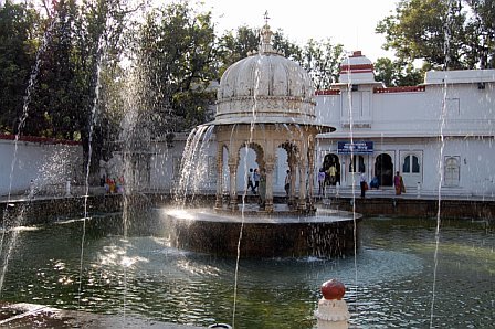 [Udaipur.jpg]