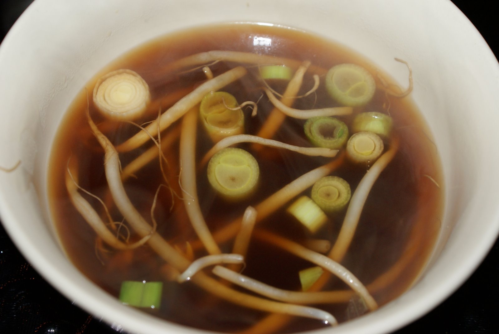 Nathalie's Foodblog Wildbouillon met taugé