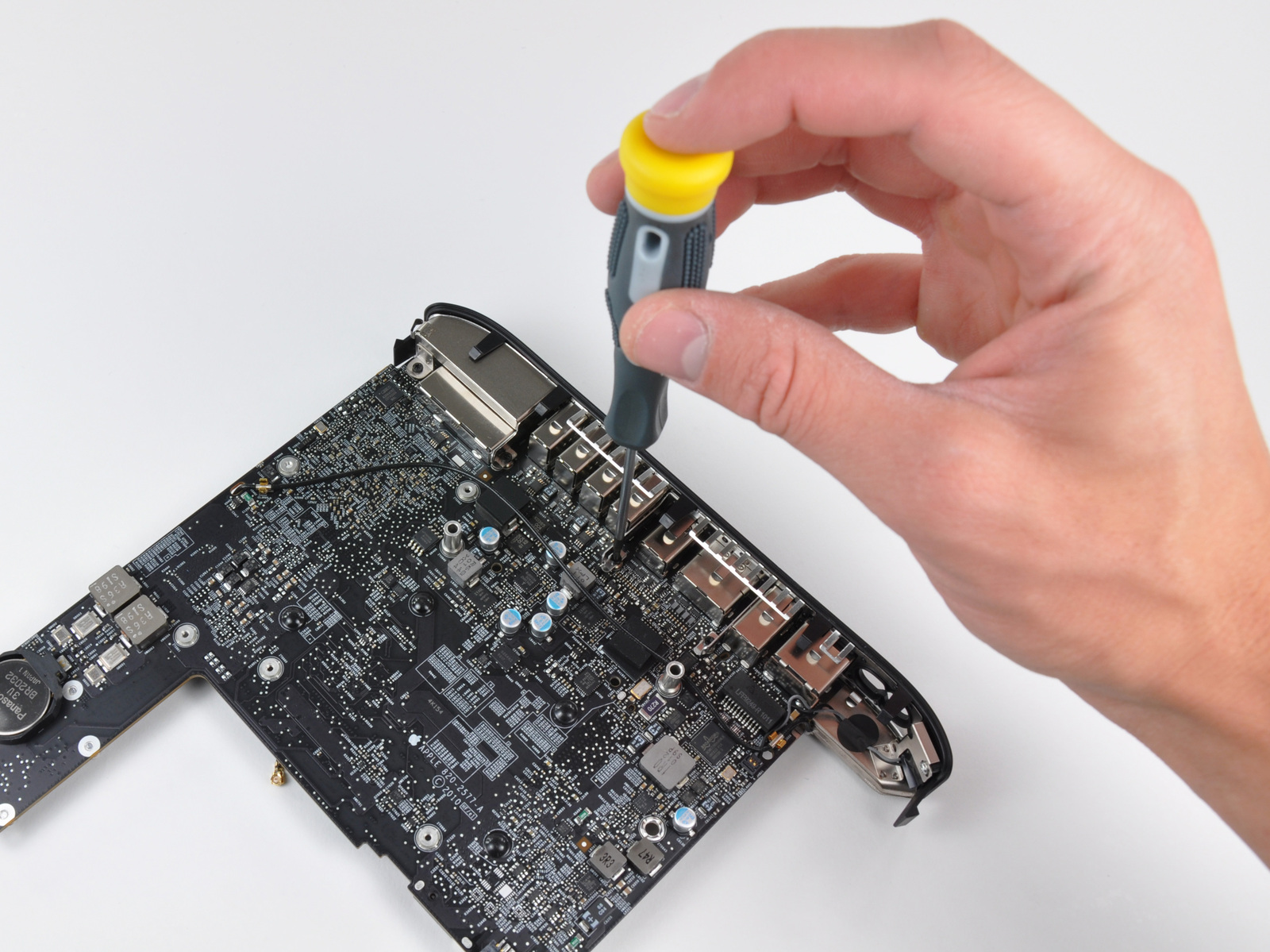 TheVoice Designs: Inside look at the new Mac Mini