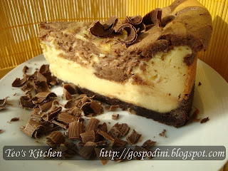 Cheesecake marmorat cu ciocolata