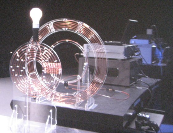 [intel-wireless-power-idf-2.jpg]