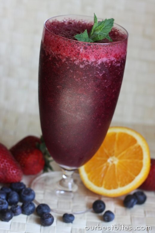 [blue+pom+smoothie+1.jpg]