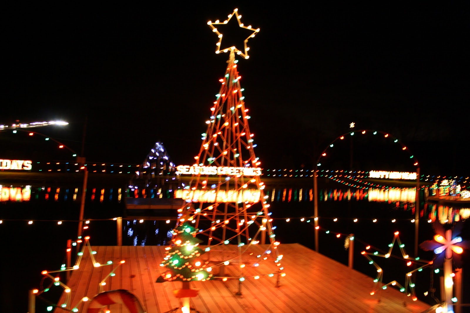 Better Than A Travel Guide: Koziar's Christmas Village: A majestic