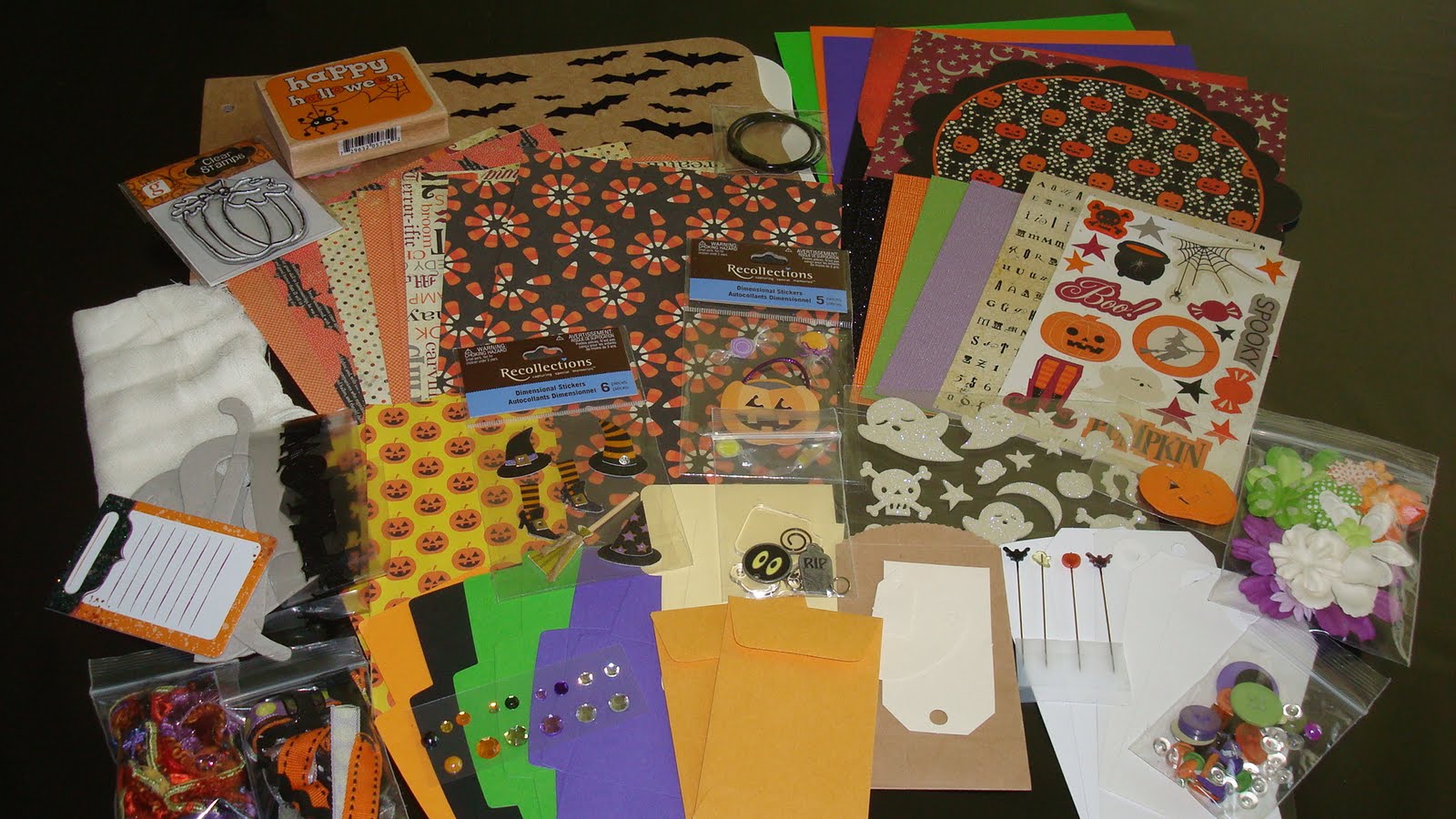 simplescrappy Halloween Kit for Victoria