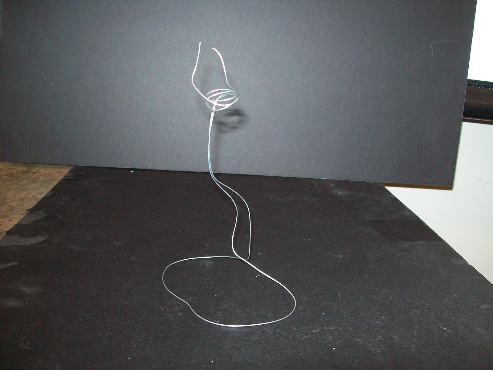 Random 3D Wire Manipulation