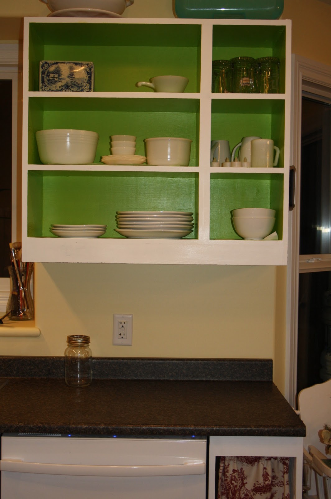The Painted Belly: Homemade kitchen cabinets