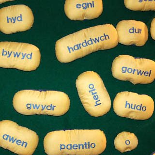 [Cymraeg.jpg]