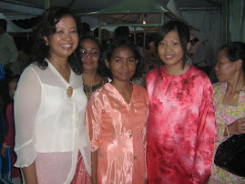 Datin Marina Mahatir with Melina and Hui Yee