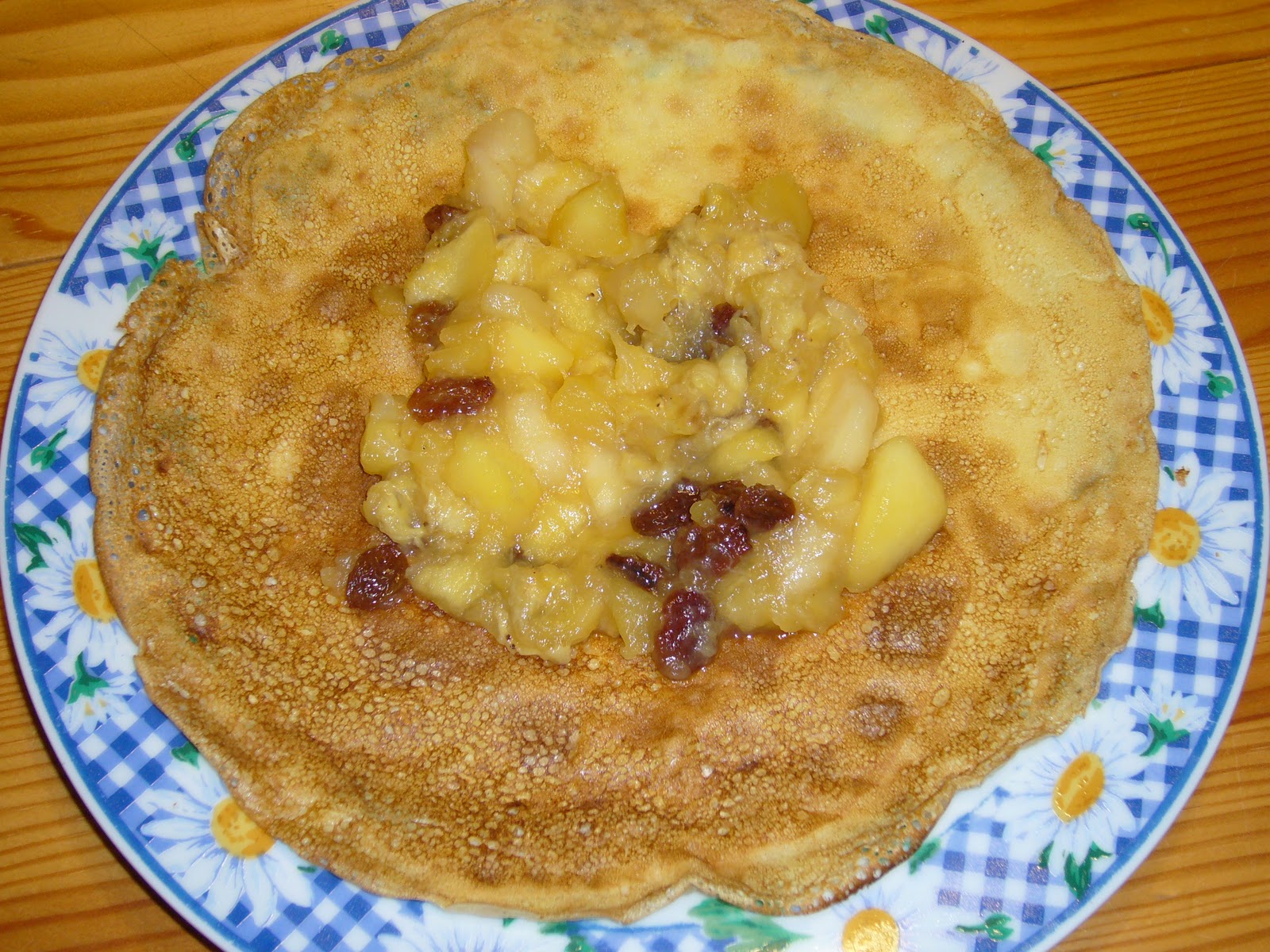 Crêpe à la compote de pommes et de bananes