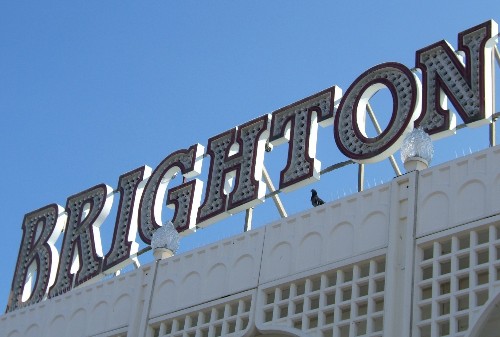 [Brighton_pier_sign.jpg]