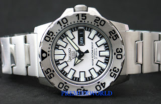 AA PREMIERE: SEIKO
