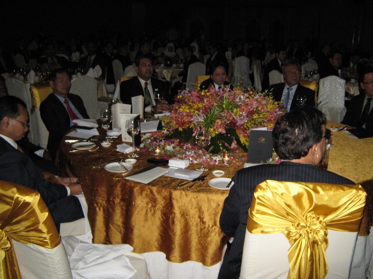 [Datuk+Joseph+Salang+Gandum.jpg]