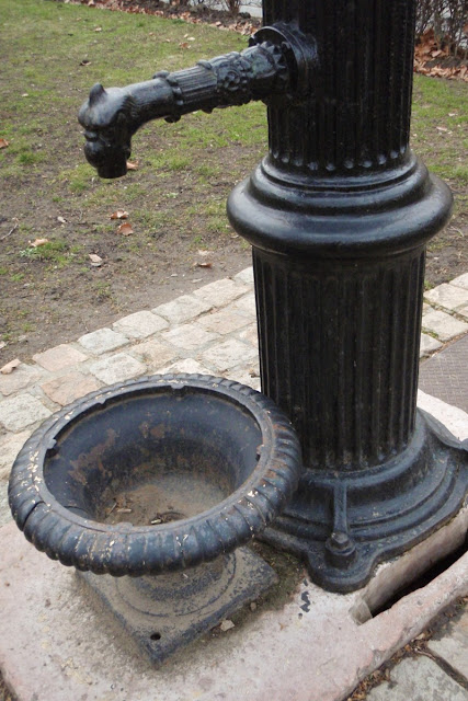Old Drinking Fountains | No Bottled Water